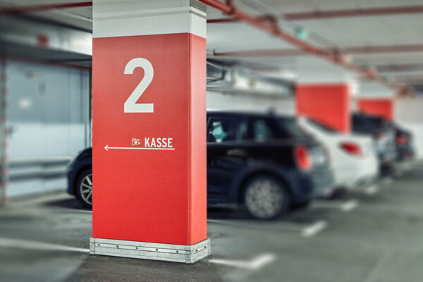 sessner-leitsysteme-parkhaus-05 Leitsystem Parkhaus