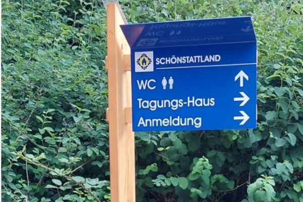 Touristische Wegweiser Touristische Wegweiser