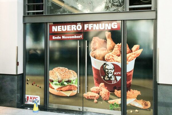 sessner-leistungen-schaufensterbeschriftung-03 sessner-leistungen-schaufensterbeschriftung-03