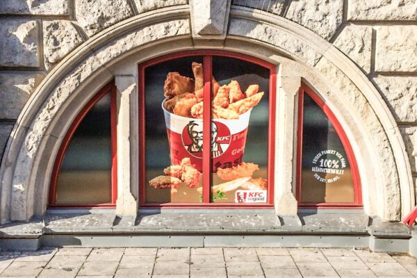 sessner-leistungen-schaufensterbeschriftung-04 sessner-leistungen-schaufensterbeschriftung-04